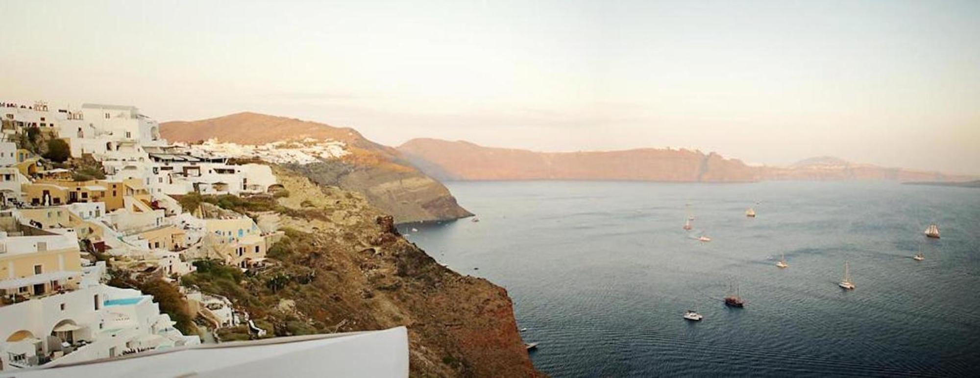 Ilivatos - Elegant Villa On The Caldera'S Edge Ía Kültér fotó