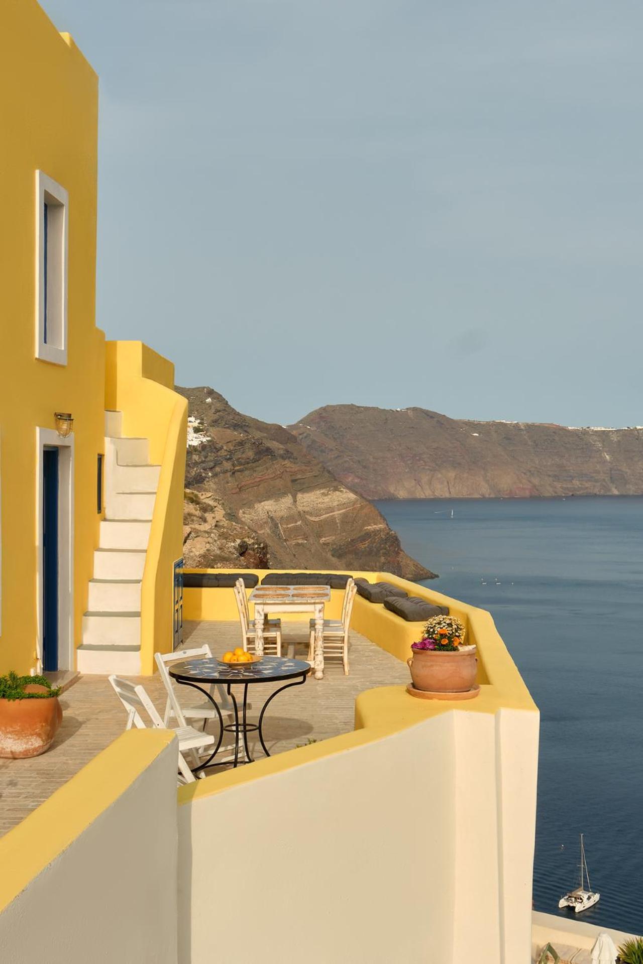 Ilivatos - Elegant Villa On The Caldera'S Edge Ía Kültér fotó
