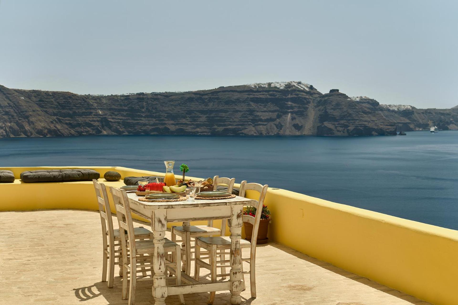 Ilivatos - Elegant Villa On The Caldera'S Edge Ía Kültér fotó
